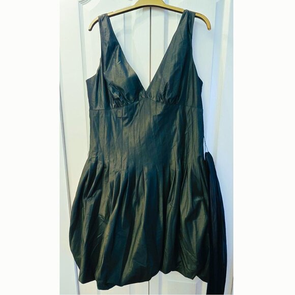 JNY Emerald Green Olive Fitted Bubble Hem Cocktail Dress Bubble Skirt Satin - Picture 3 of 9